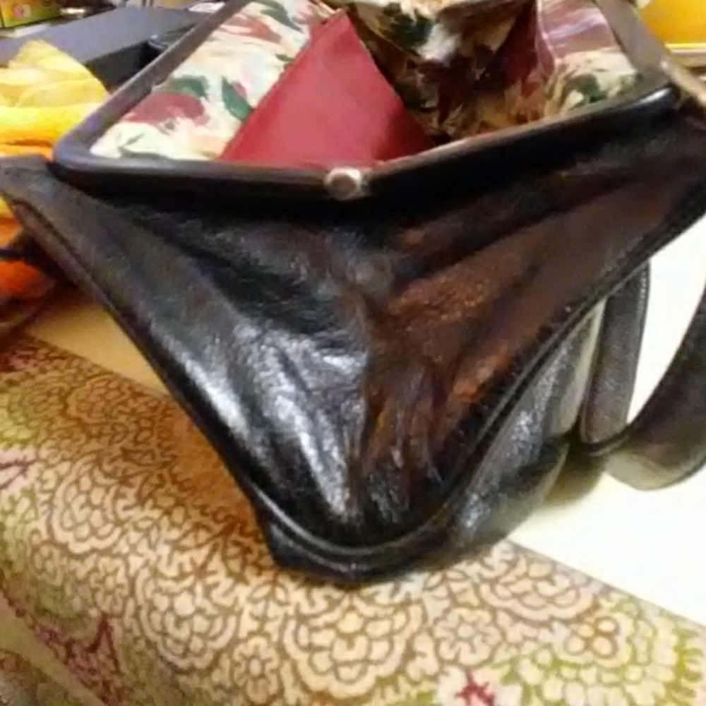 Hand Bag - Picture 6 of 8